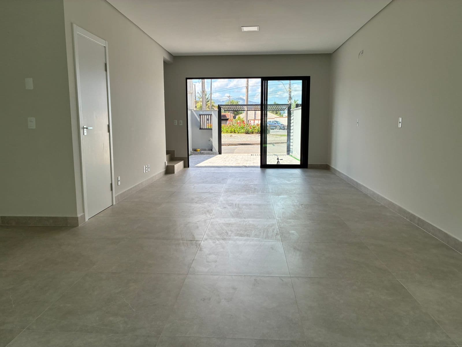 SOBRADO NOVO - BAIRRO AMIZADE - foto 8